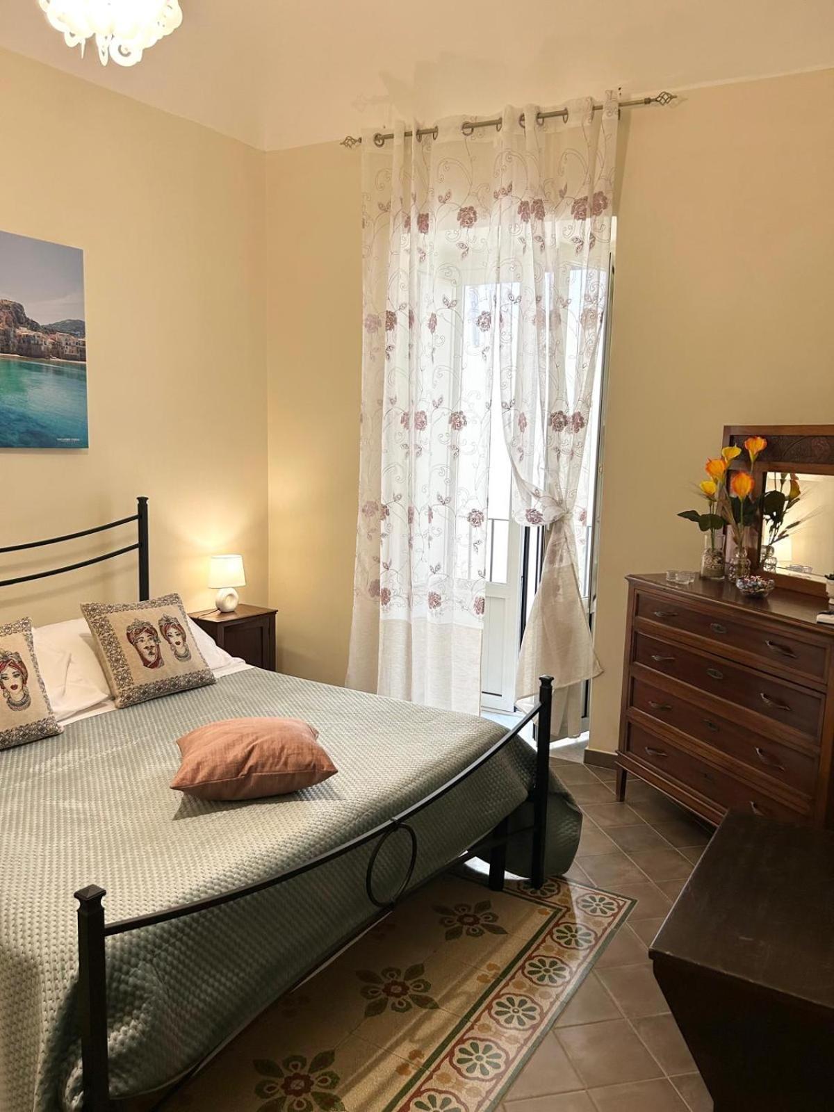 Sicilian Dream Apartments チェファル エクステリア 写真