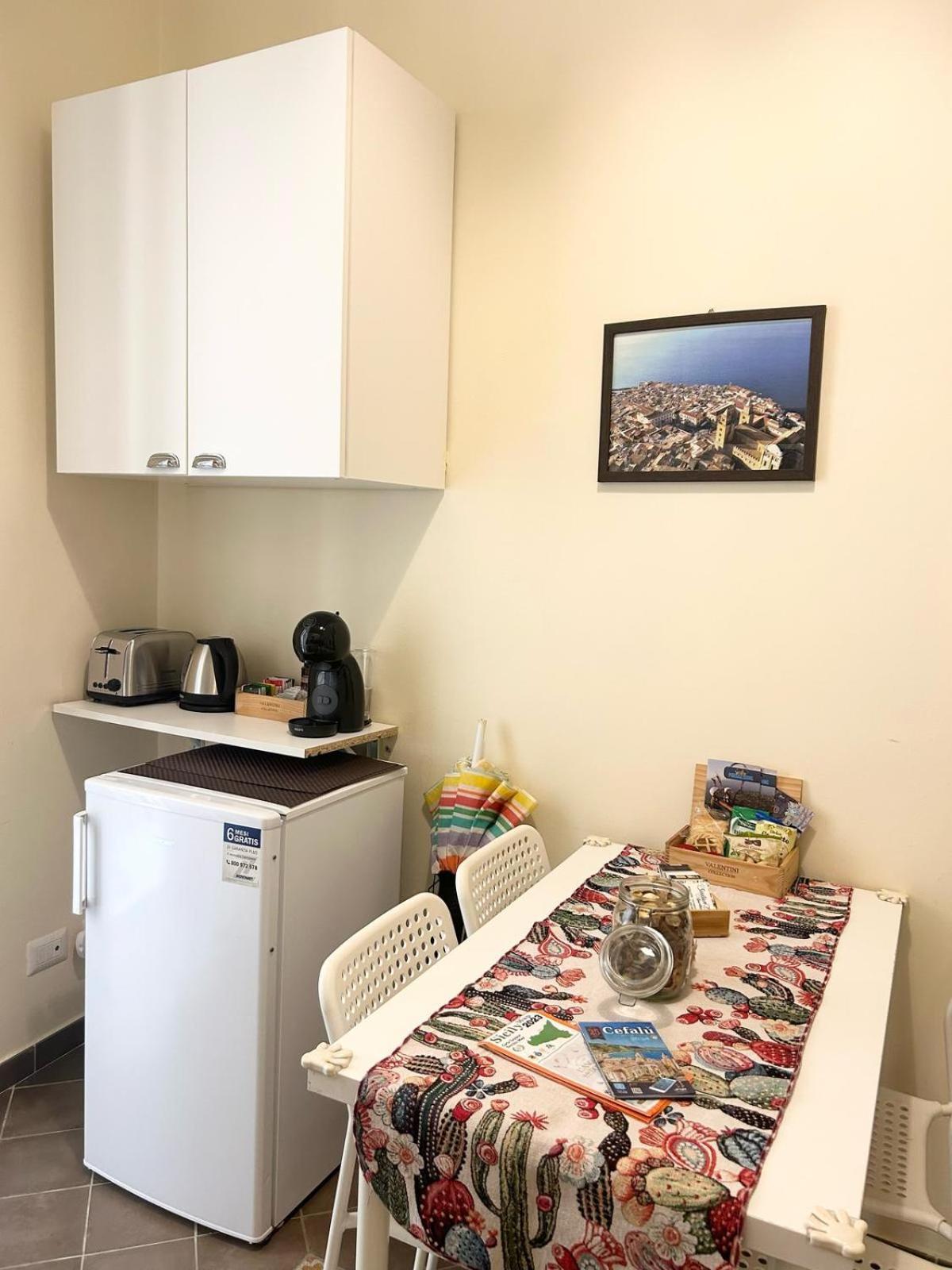 Sicilian Dream Apartments チェファル エクステリア 写真