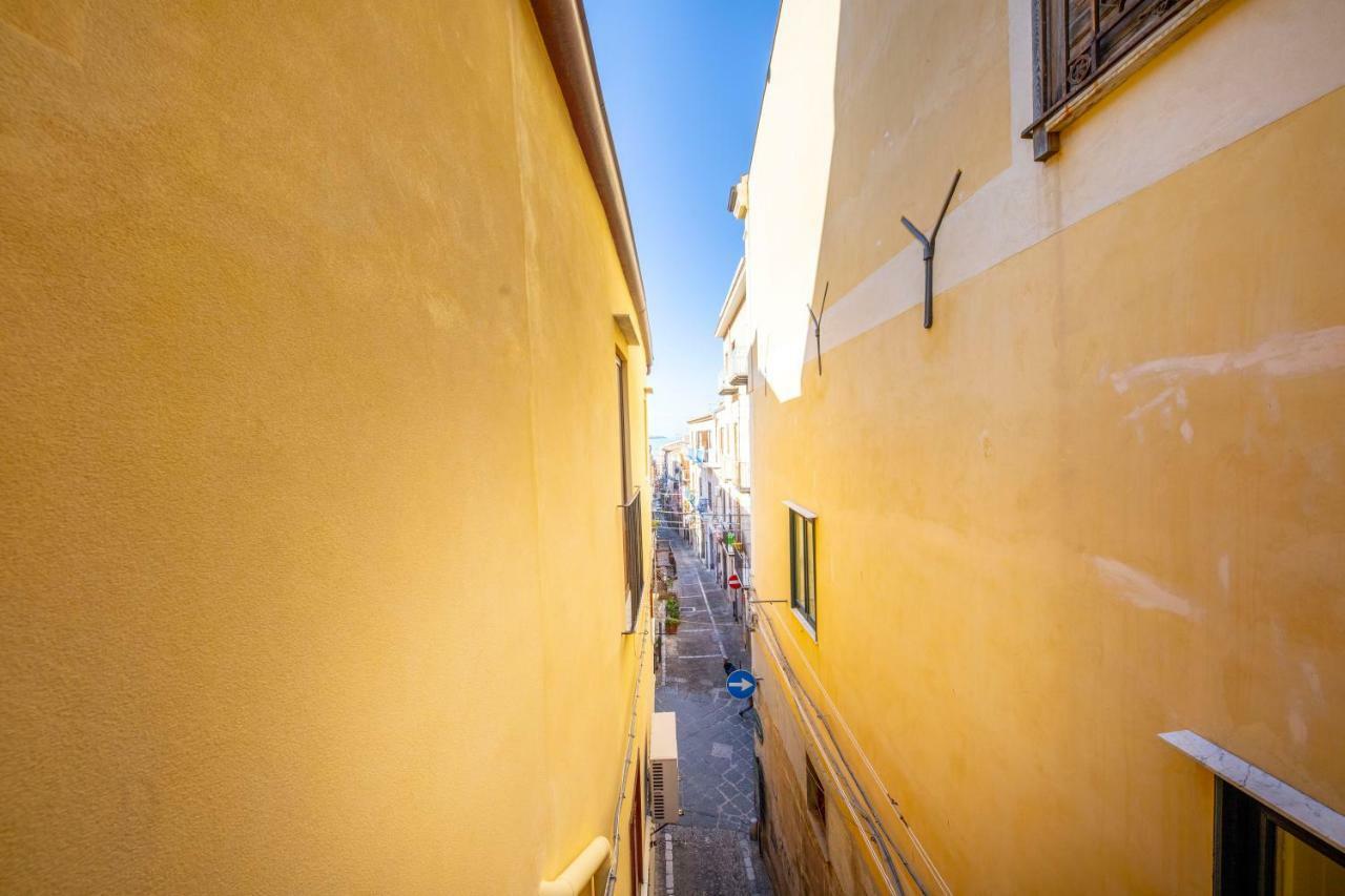 Sicilian Dream Apartments チェファル エクステリア 写真